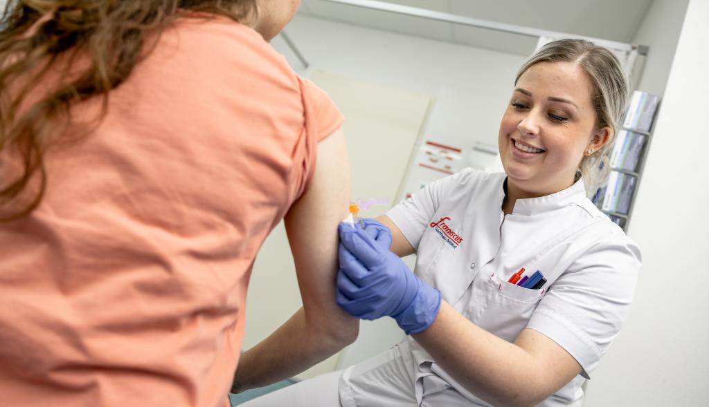 Doktersassistent aan het werk