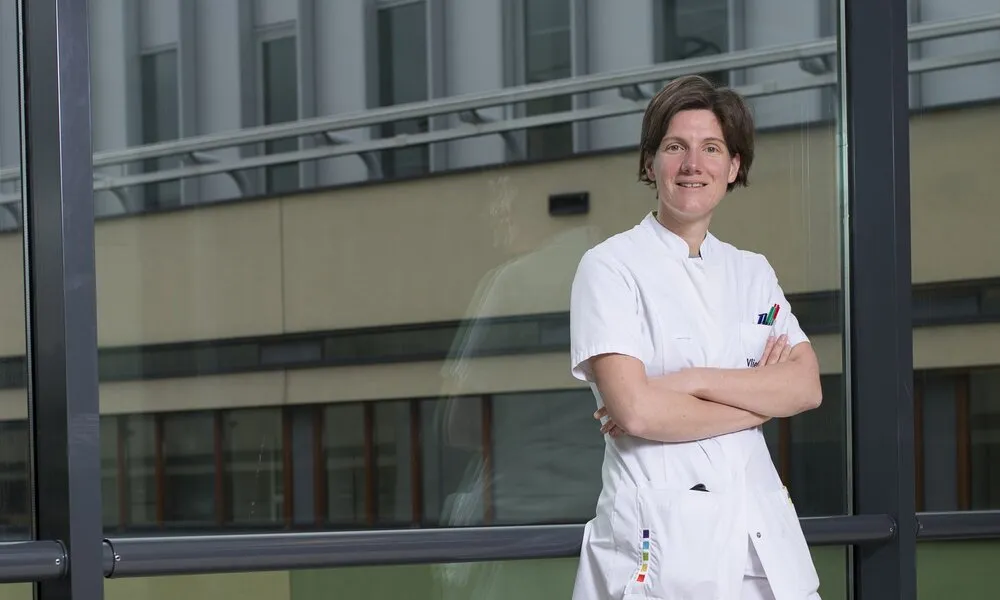 Intensivist Meriel
